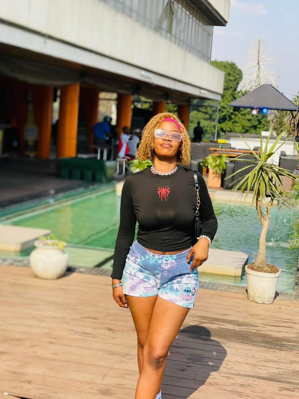 ❤️ MISS GGENRE: Ella